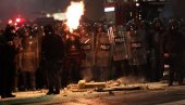 HAOS U TBILISIJU: Demonstranti upali u dvorište predsedničke rezidencije, specijalne snage primenile silu