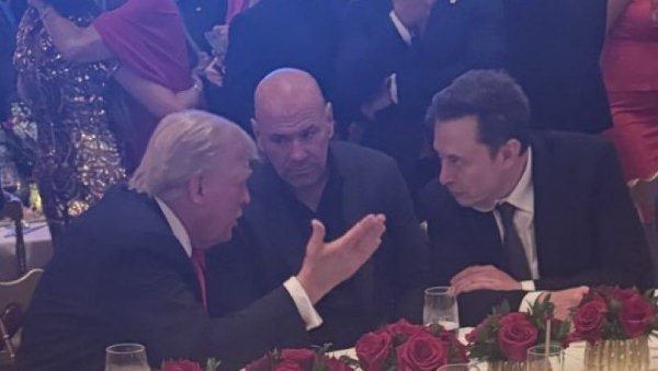ТРАМП УКИДА АПАНАЖЕ ЗА МАЈДАНОВЦЕ У БЕОГРАДУ: Анализа Новости - Да ли нова администрација у САД свира крај тренду обојених револуција ТРАМП УКИДА АПАНАЖЕ ЗА МАЈДАНОВЦЕ У БЕОГРАДУ: Анализа Новости - Да ли нова администрација у САД свира крај тренду обојених револуција