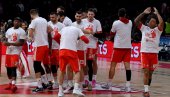 PODRŽAVAJTE SAMO CRVENU ZVEZDU: Crveno-beli izdali saopštenje pred duel sa Efesom PODRŽAVAJTE SAMO CRVENU ZVEZDU: Crveno-beli izdali saopštenje pred duel sa Efesom
