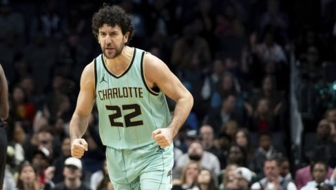 SRBIN POKAZAO ZAŠTO JE U NBA:  Vasilije Micić uskočio u startnu postavu i dominirao (VIDEO)