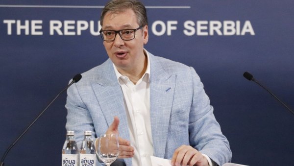НАДЛЕЖНИ ТУЖИОЦИ ЋЕ ПРАТИТИ ЕМИСИЈУ Вучић: Нема заштићених, ко крши закон, зна се шта следи