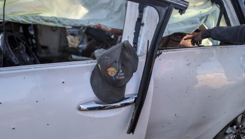HUMANITARNA ORGANIZACIJA WCK PREKIDA RAD U GAZI: Poginulo troje radnika u izraelskom napadu na njihovo vozilo HUMANITARNA ORGANIZACIJA WCK PREKIDA RAD U GAZI: Poginulo troje radnika u izraelskom napadu na njihovo vozilo
