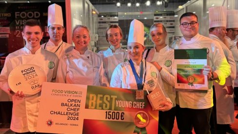 MILANA KUVA NAJBOLJE: Studentkinja iz Novog Sada pobednica međunarodnog takmičenja u gastronomiji (FOTO) MILANA KUVA NAJBOLJE: Studentkinja iz Novog Sada pobednica međunarodnog takmičenja u gastronomiji (FOTO)