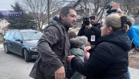 VUČIĆ POZVAO MILANOVIĆA: Hvala što čuvate srpska ognjišta na KiM, verujem da će snaga srpskog naroda pobediti (VIDEO) VUČIĆ POZVAO MILANOVIĆA: Hvala što čuvate srpska ognjišta na KiM, verujem da će snaga srpskog naroda pobediti (VIDEO)