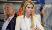 IVANKA TRAMP SE SKINULA U BIKINI: Telo manekenke u 5. deceniji (FOTO) IVANKA TRAMP SE SKINULA U BIKINI: Telo manekenke u 5. deceniji (FOTO)