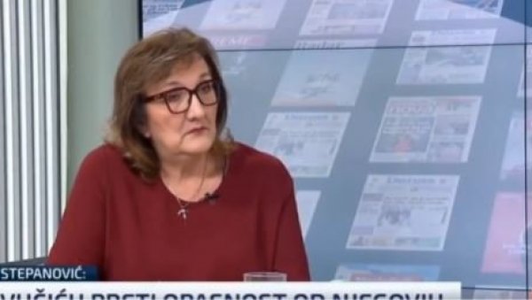 ПРОГЛАСОВКА ЗАКУКАЛА: Нећемо изборе, хоћемо да Вучић сам оде са власти! (ВИДЕО) ПРОГЛАСОВКА ЗАКУКАЛА: Нећемо изборе, хоћемо да Вучић сам оде са власти! (ВИДЕО)