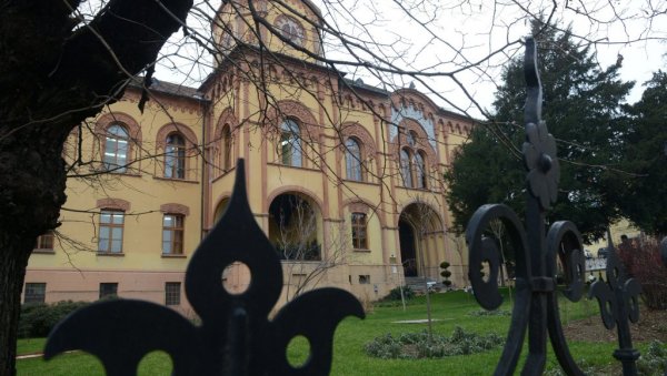 ПОЧЕЛА ТРОДНЕВНА МАНИФЕСТАЦИЈА ДАНИ МАТИЦЕ СРПСКЕ У СРЕМСКИМ КАРЛОВЦИМА: И жене биле велики задужбинари ПОЧЕЛА ТРОДНЕВНА МАНИФЕСТАЦИЈА ДАНИ МАТИЦЕ СРПСКЕ У СРЕМСКИМ КАРЛОВЦИМА: И жене биле велики задужбинари