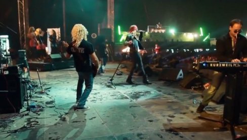 GUNS N ROSES SPEKTAKL U MTS DVORANI! GUNS N ROSES SPEKTAKL U MTS DVORANI!