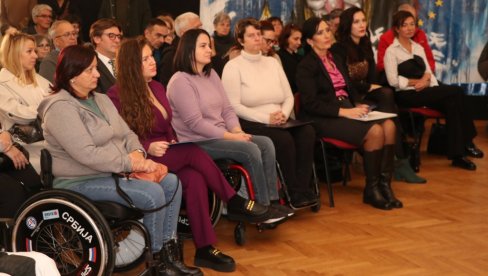 ZA INKLUZIJU I KVALITETNIJI ŽIVOT: Novi Sad obeležio Međunarodni dan osoba s invaliditetom ZA INKLUZIJU I KVALITETNIJI ŽIVOT: Novi Sad obeležio Međunarodni dan osoba s invaliditetom