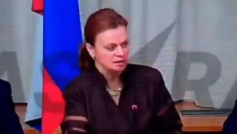 ПУТИНОВА РОЂАКА СЛУЧАЈНО ОТКРИЛА ТАЈНЕ ПОДАТКЕ: Уклоните то из званичних докумената (ВИДЕО) ПУТИНОВА РОЂАКА СЛУЧАЈНО ОТКРИЛА ТАЈНЕ ПОДАТКЕ: Уклоните то из званичних докумената (ВИДЕО)