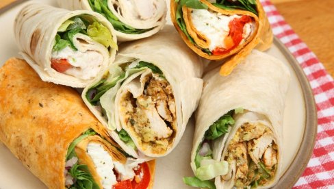 VEČERA ZA 10 MINUTA: Treba vam samo par tortilja i imaćete pravu gozbu VEČERA ZA 10 MINUTA: Treba vam samo par tortilja i imaćete pravu gozbu
