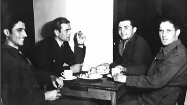 ФЕЉТОН - ВАТИКАНСКИ ЗАВОД КРИЈЕ УСТАШКЕ РАТНЕ ЗЛОЧИНЦЕ: После рата у Италији Благоје Јововић је сарађивао са британском обавештајном службом ФЕЉТОН - ВАТИКАНСКИ ЗАВОД КРИЈЕ УСТАШКЕ РАТНЕ ЗЛОЧИНЦЕ: После рата у Италији Благоје Јововић је сарађивао са британском обавештајном службом