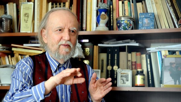 САМ У СВЕТУ, САМ У ПОЕЗИЈИ: Са Алеком Вукадиновићем отишао је и последњи представник симболистичког тока српског стиха САМ У СВЕТУ, САМ У ПОЕЗИЈИ: Са Алеком Вукадиновићем отишао је и последњи представник симболистичког тока српског стиха