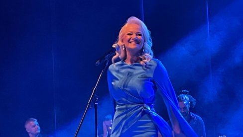 PESMA, ALI I SUZE: More emocija na prvom koncertu Ilde Šaulić u Čačku (FOTO) PESMA, ALI I SUZE: More emocija na prvom koncertu Ilde Šaulić u Čačku (FOTO)