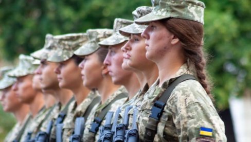 NEGDE RADO ŽENE IDU U VOJNIKE: U Africi najviše dama u uniformi, ali ne na dobrovoljnoj bazi NEGDE RADO ŽENE IDU U VOJNIKE: U Africi najviše dama u uniformi, ali ne na dobrovoljnoj bazi