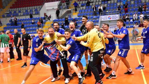 KRALJEVČANI DIŠU ZA VRAT LIDERU: Završena jesenja polusezona rukometne Super B lige KRALJEVČANI DIŠU ZA VRAT LIDERU: Završena jesenja polusezona rukometne Super B lige