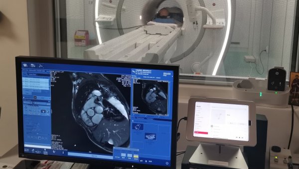 НА ЛИСТИ ЗА МАГНЕТ 1.500 ПАЦИЈЕНАТА МАЊЕ: После укидања чекања за преглед скенером, на реду спискови за магнетне резонанце НА ЛИСТИ ЗА МАГНЕТ 1.500 ПАЦИЈЕНАТА МАЊЕ: После укидања чекања за преглед скенером, на реду спискови за магнетне резонанце