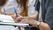 ISTORIJSKI REKORD U KINI: Prijavljeno 3.4 miliona kandidata za rad u državnoj službi ISTORIJSKI REKORD U KINI: Prijavljeno 3.4 miliona kandidata za rad u državnoj službi