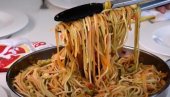 PREUKUSNA POSNA PASTA SA POVRĆEM: Idealna za lagani ručak ili večeru (VIDEO) PREUKUSNA POSNA PASTA SA POVRĆEM: Idealna za lagani ručak ili večeru (VIDEO)