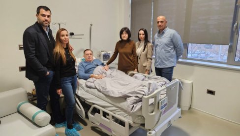 PRVA FOTOGRAFIJA MILORADA DODIKA POSLE OPERACIJE: Oglasila se njegova ćerka uz zanimljivu poruku (FOTO) PRVA FOTOGRAFIJA MILORADA DODIKA POSLE OPERACIJE: Oglasila se njegova ćerka uz zanimljivu poruku (FOTO)