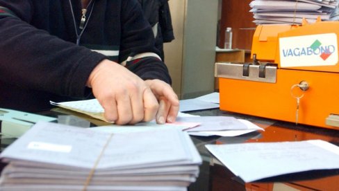 ADVOKATI MAHINACIJAMA ZARADILI 600.000 EVRA: Masovno se zloupotrebljava Zakon o dostupnosti informacija od javnog značaja, zato se i menja ADVOKATI MAHINACIJAMA ZARADILI 600.000 EVRA: Masovno se zloupotrebljava Zakon o dostupnosti informacija od javnog značaja, zato se i menja