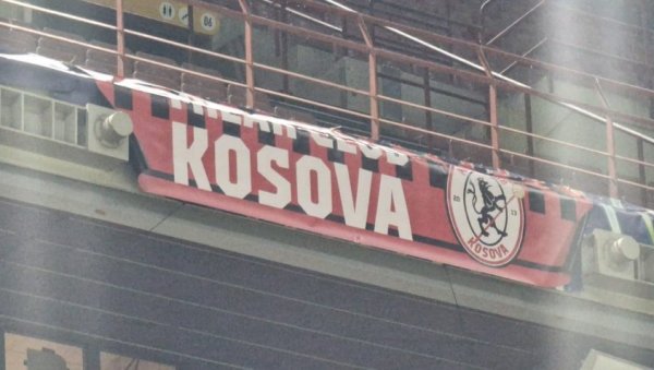 СКАНДАЛ! Застава тзв. Косова дочекала играче Звезде пред меч Лиге шампиона са Миланом (ФОТО) СКАНДАЛ! Застава тзв. Косова дочекала играче Звезде пред меч Лиге шампиона са Миланом (ФОТО)