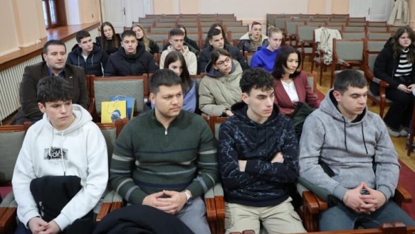 КАО У СТАРА ВРЕМЕНА: Размена ђака из Србије и Македоније КАО У СТАРА ВРЕМЕНА: Размена ђака из Србије и Македоније