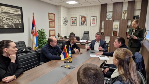 КАКО СЕ ПОСТАЈЕ ШАМПИОН: Делегација Спортског савеза Србије у посети Горњем Милановцу КАКО СЕ ПОСТАЈЕ ШАМПИОН: Делегација Спортског савеза Србије у посети Горњем Милановцу