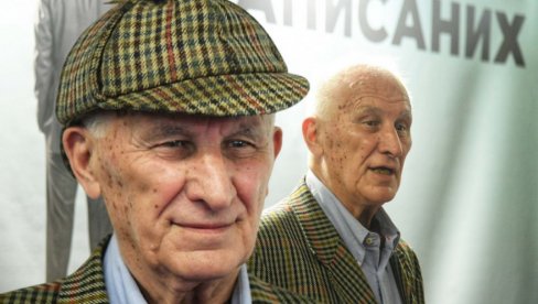 MAJKA USNULA ČUDAN SAN: Kako je Bećković dobio ime Matija? MAJKA USNULA ČUDAN SAN: Kako je Bećković dobio ime Matija?