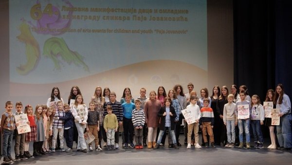 НАГРАЂЕНА 72 РАДА ИЗ ЦЕЛЕ СРБИЈЕ: У Вршцу уручена признања „Награда Паја Јовановић“ за најбоље цртеже НАГРАЂЕНА 72 РАДА ИЗ ЦЕЛЕ СРБИЈЕ: У Вршцу уручена признања „Награда Паја Јовановић“ за најбоље цртеже