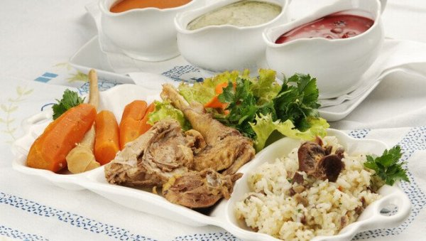 РИНФЛАЈШ СА ТРИ СОСА: Класик за сва времена РИНФЛАЈШ СА ТРИ СОСА: Класик за сва времена