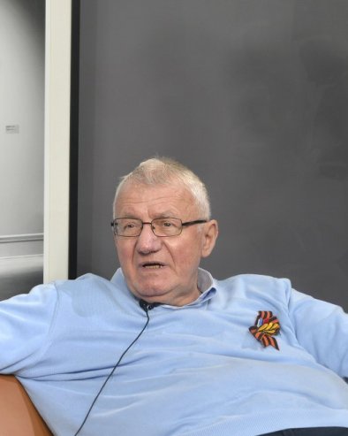 ШЕШЕЉ ОТРКИО ВЕЛИКИ ПРОБЛЕМ: Председник СРС посебно означио потенцијал једног политичара