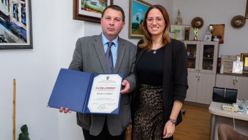 OBELEŽEN DAN OPŠTINE ŽITIŠTE: Dodelili povelje i zahvalnice zaslužnima OBELEŽEN DAN OPŠTINE ŽITIŠTE: Dodelili povelje i zahvalnice zaslužnima