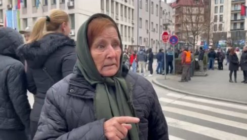 IZAZIVATE RAT, TO JE SRAMOTA: Baka iz Loznice koja zna šta je nemaština i glad poslala oštru poruku rušiteljima Srbije (VIDEO) IZAZIVATE RAT, TO JE SRAMOTA: Baka iz Loznice koja zna šta je nemaština i glad poslala oštru poruku rušiteljima Srbije (VIDEO)