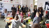 DONACIJA ŠKOLI U VRTOGOŠU KOD VRANJA: Dobili 2.264.000 dinara za nabavku opreme DONACIJA ŠKOLI U VRTOGOŠU KOD VRANJA: Dobili 2.264.000 dinara za nabavku opreme