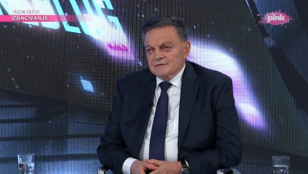 ТЕБИ КОСУ, ТАТИ ГЛАВУ Проф. др Милован Бојић у Хит твиту како су шишали његову ћерку ТЕБИ КОСУ, ТАТИ ГЛАВУ Проф. др Милован Бојић у Хит твиту како су шишали његову ћерку
