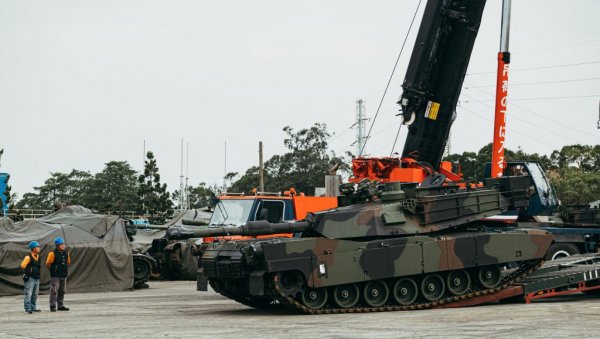 АМЕРИЧКИ БОРБЕНИ ТЕНКОВИ АБРАМС СТИГЛИ У ТАЈВАН: Вашингтон као најважнији савезник Тајпеја и највећи снабдевач оружјем изазвао љутњу Кине АМЕРИЧКИ БОРБЕНИ ТЕНКОВИ АБРАМС СТИГЛИ У ТАЈВАН: Вашингтон као најважнији савезник Тајпеја и највећи снабдевач оружјем изазвао љутњу Кине