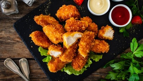 RECEPT ZA ČIKEN NAGETS: Još hrskaviji nego u restoranima brze hrane RECEPT ZA ČIKEN NAGETS: Još hrskaviji nego u restoranima brze hrane
