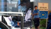 ШОК НА ГРАНИЦИ Од БиХ до Хрватске возио мртву жену, полицији рекао: Само спава! Сцена као у филму Мртав ладан ШОК НА ГРАНИЦИ Од БиХ до Хрватске возио мртву жену, полицији рекао: Само спава! Сцена као у филму Мртав ладан