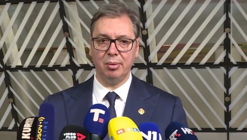 VUČIĆ SE OBRATIO IZ BRISELA: Očekujemo otvaranje Klastera krajem januara, morao sam da odgovaram na razne optužbe i licemerne izjave VUČIĆ SE OBRATIO IZ BRISELA: Očekujemo otvaranje Klastera krajem januara, morao sam da odgovaram na razne optužbe i licemerne izjave