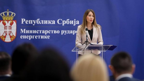 ЂЕДОВИЋ: Нема штрајка у ЕПС-у, то су потврдили и синдикати ЂЕДОВИЋ: Нема штрајка у ЕПС-у, то су потврдили и синдикати