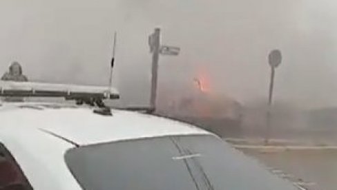 PRVI SNIMCI PADA AVIONA U BRAZILU: U letelici bilo deset putnika, poznato da li ima preživelih (VIDEO) PRVI SNIMCI PADA AVIONA U BRAZILU: U letelici bilo deset putnika, poznato da li ima preživelih (VIDEO)