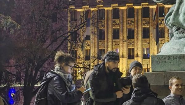 КООРДИНИСАЊЕ „СТУДЕНТСКИХ“ ПРОТЕСТА ИЗ ТИРАНЕ: Обојена револуција по рецепту западних НВО КООРДИНИСАЊЕ „СТУДЕНТСКИХ“ ПРОТЕСТА ИЗ ТИРАНЕ: Обојена револуција по рецепту западних НВО