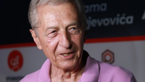 NEĆE U ALEJU! Ilić kupio grobno mesto, ne želi da počiva u Beogradu: Svaka čast Aleji, ali... NEĆE U ALEJU! Ilić kupio grobno mesto, ne želi da počiva u Beogradu: Svaka čast Aleji, ali...