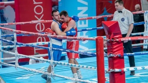LEGENDI ZVONKU VUJINU U ČAST: Održan četvrti memorijalni turnir u boksu LEGENDI ZVONKU VUJINU U ČAST: Održan četvrti memorijalni turnir u boksu