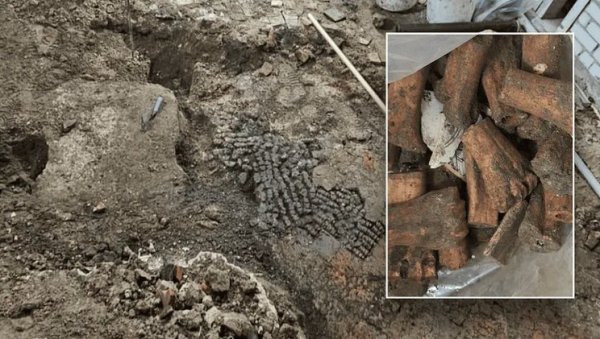 НЕОБИЧНО ОТКРИЋЕ У ХОЛАНДИЈИ: Археолози пронашли под направљен од костију (ФОТО) НЕОБИЧНО ОТКРИЋЕ У ХОЛАНДИЈИ: Археолози пронашли под направљен од костију (ФОТО)