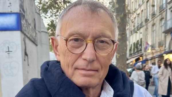 НОВИ СМАРАЧИ: Традиционална колумна француског писца Патрика Бесона у недељнику Поен НОВИ СМАРАЧИ: Традиционална колумна француског писца Патрика Бесона у недељнику Поен