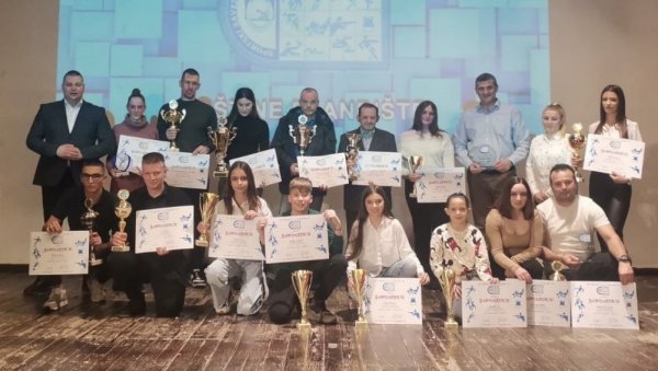 ОВО СУ НАЈБОЉИ СПОРТИСТИ ПЛАНДИШТА: Једна од најуспешнијих сезона овенчана признањима ОВО СУ НАЈБОЉИ СПОРТИСТИ ПЛАНДИШТА: Једна од најуспешнијих сезона овенчана признањима