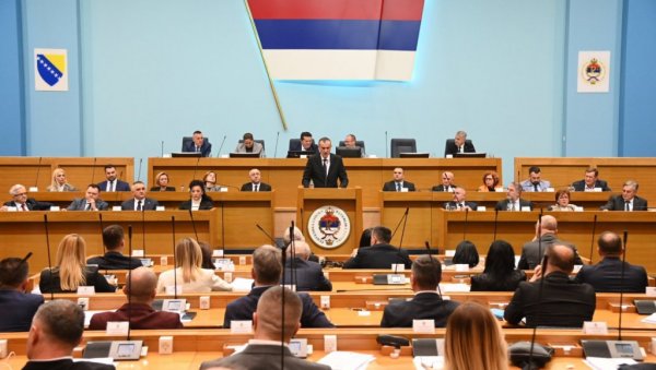 ЗАШТИТА УСТАВНОГ УРЕЂЕЊА СРПСКЕ: Председник РС упутио законско решење у Народну скупштину РС ЗАШТИТА УСТАВНОГ УРЕЂЕЊА СРПСКЕ: Председник РС упутио законско решење у Народну скупштину РС