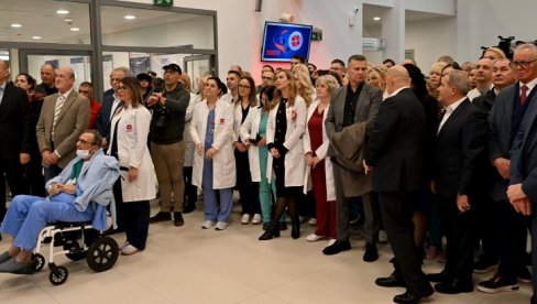 ЈЕДИНСТВЕНИ: Са 3.000 операција на отвореном срцу Дедиње европски рекордер ЈЕДИНСТВЕНИ: Са 3.000 операција на отвореном срцу Дедиње европски рекордер